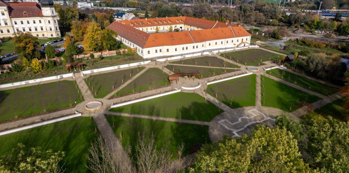 Okrasná zahrada Vojenské nemocnice Olomouc