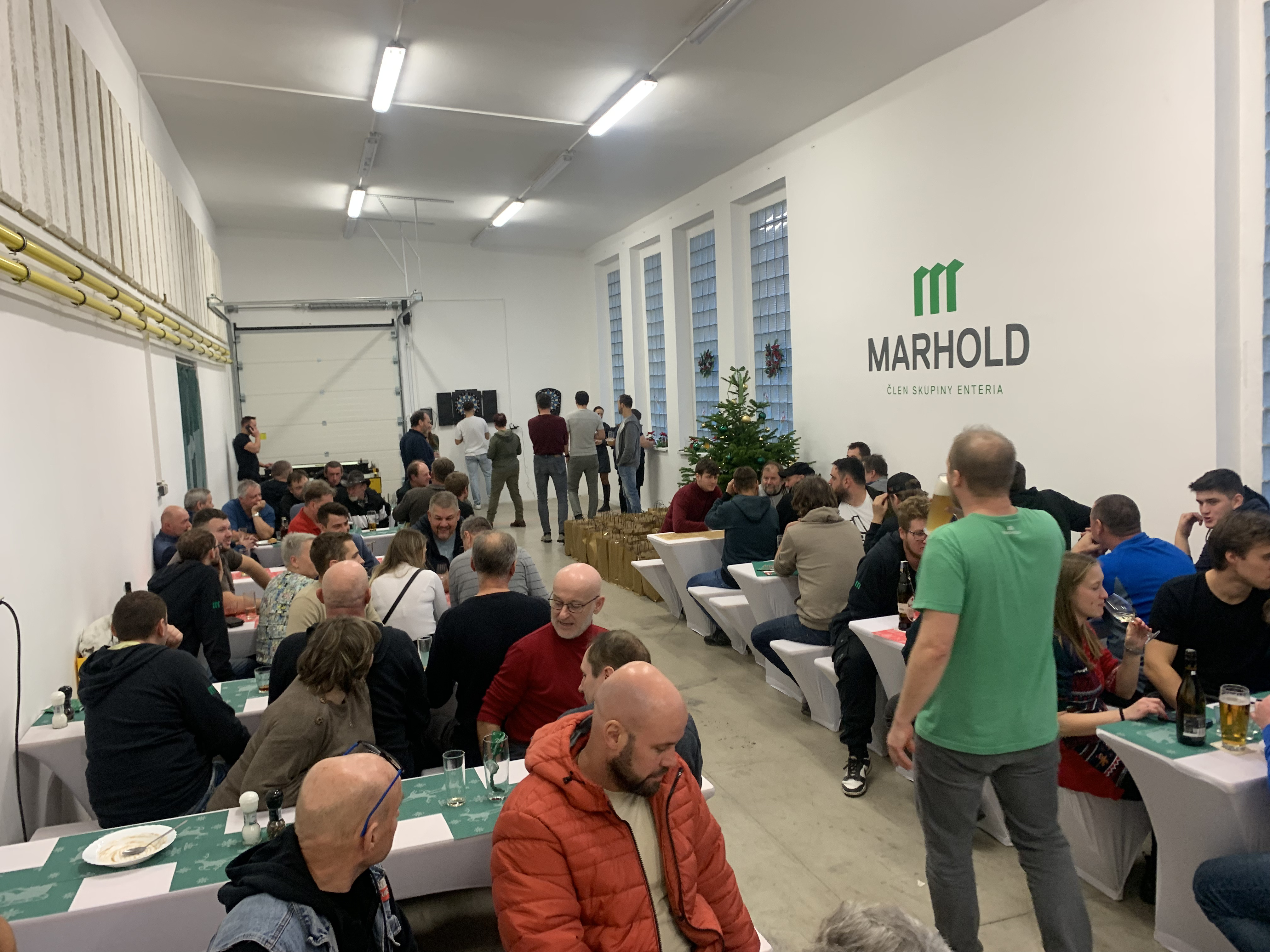 Vánoční večírek MARHOLDU