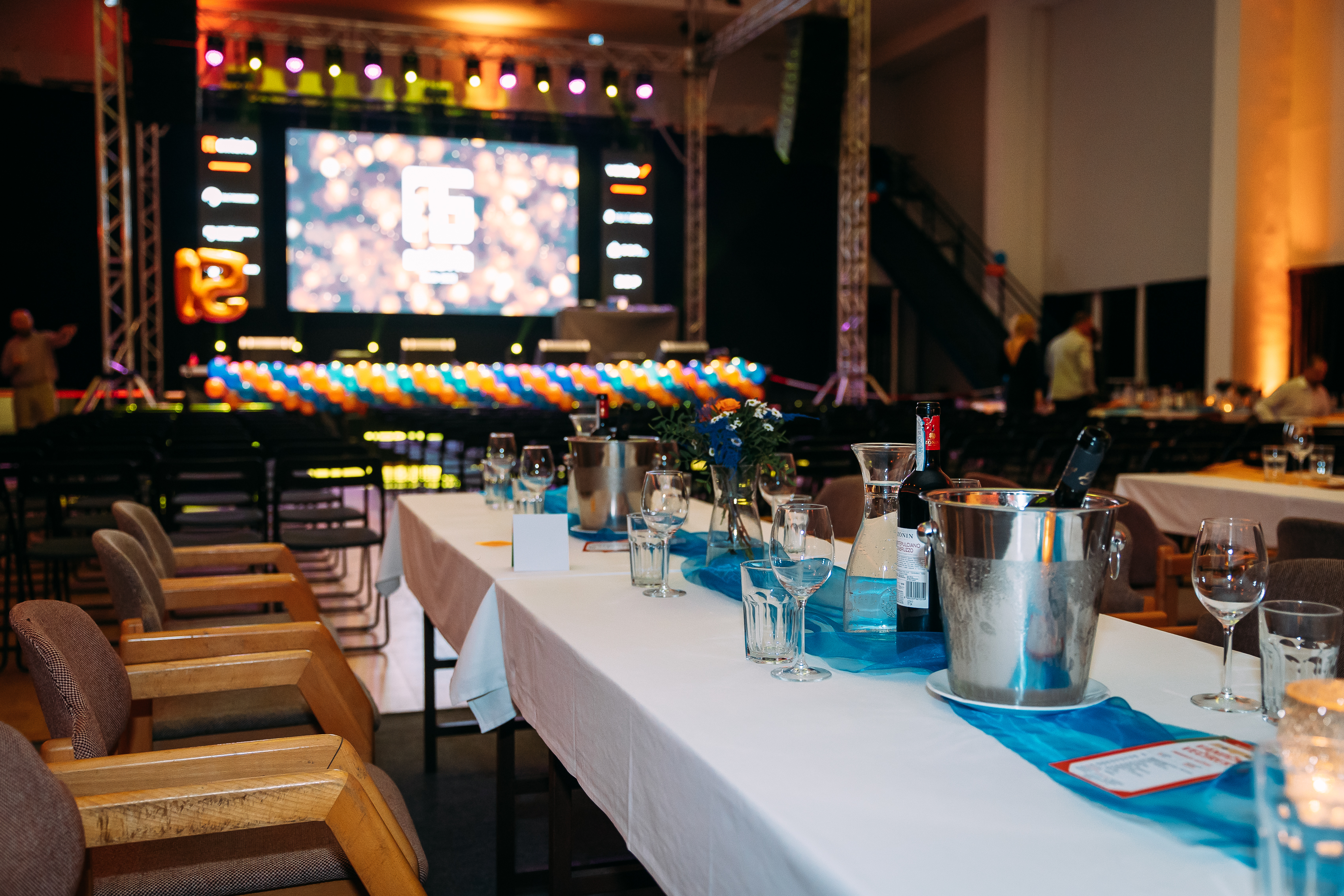 Vánoční večírek je tady!