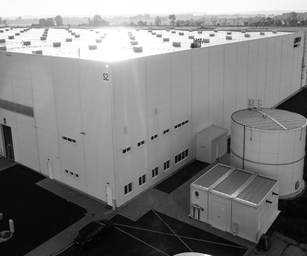 Marhold postavil jeden z největších skladů v kraji