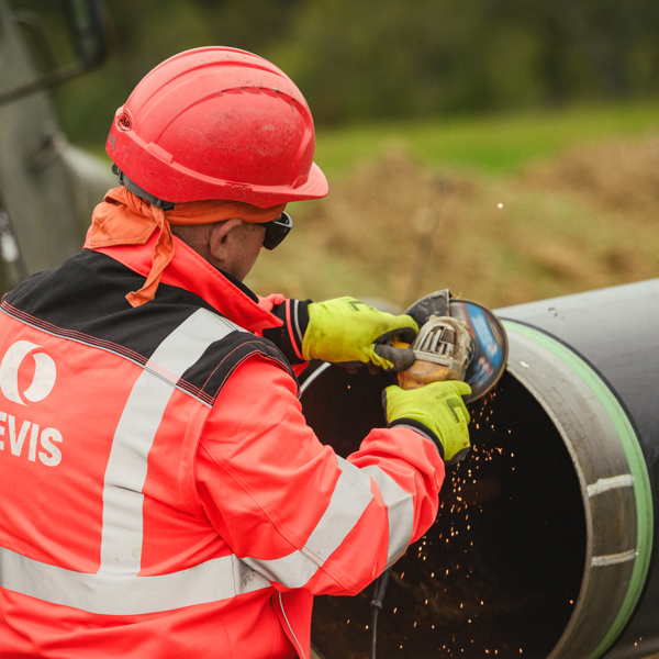 SVÁŘEČ POTRUBÍ - OCEL/PLAST